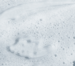 Sfeerbeeld Rosa Oasi Body Foam in badkamer – duurzaam en luxe