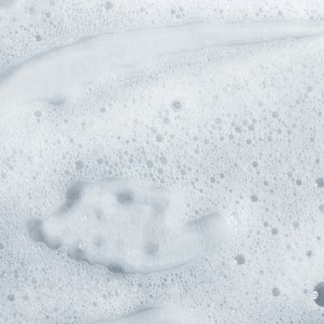 Sfeerbeeld Rosa Oasi Body Foam in badkamer – duurzaam en luxe
